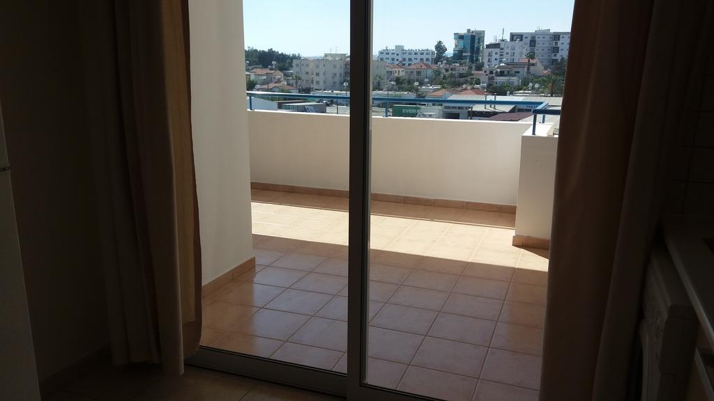 403 Apartment Carisa Artemis Court لارنكا المظهر الخارجي الصورة